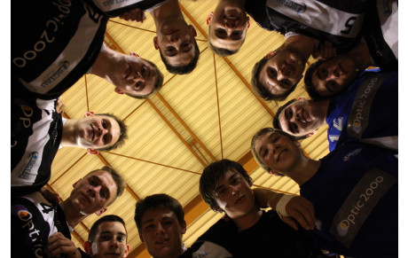 Moins de 18 NATION à Guy Drut